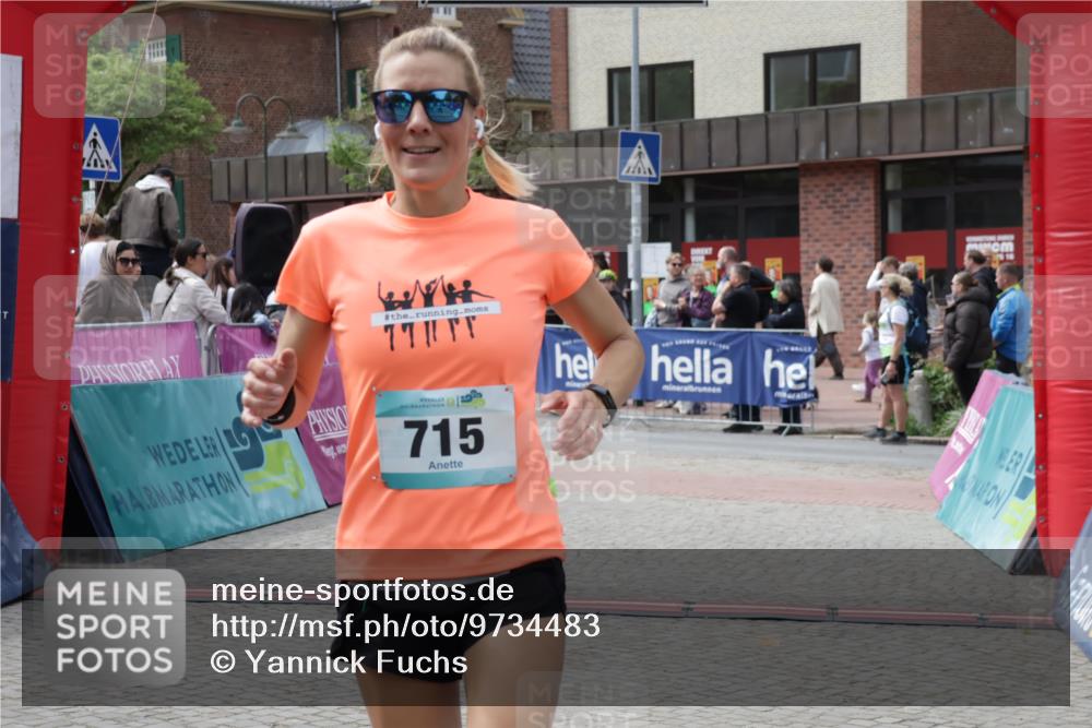 10.05.2026 - 8. Wedeler Halbmarathon Yannick Fuchs http://msf.ph/oto/9734483 10.05.2026 11:52:31 Ziel 456, 715, 739, 2143 meine-sportfotos.de
