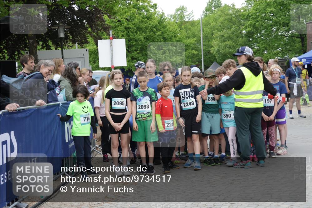 10.05.2026 - 8. Wedeler Halbmarathon Yannick Fuchs http://msf.ph/oto/9734517 10.05.2026 12:43:00 Ziel  meine-sportfotos.de