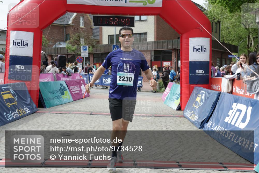 10.05.2026 - 8. Wedeler Halbmarathon Yannick Fuchs http://msf.ph/oto/9734528 10.05.2026 11:52:39 Ziel 2230 meine-sportfotos.de