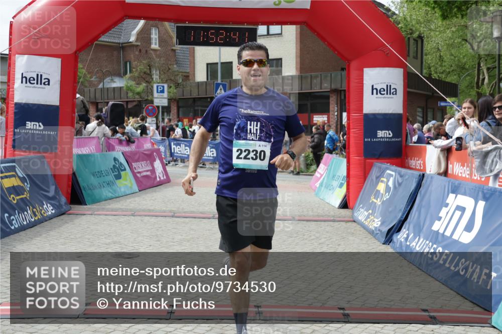 10.05.2026 - 8. Wedeler Halbmarathon Yannick Fuchs http://msf.ph/oto/9734530 10.05.2026 11:52:39 Ziel 2230 meine-sportfotos.de