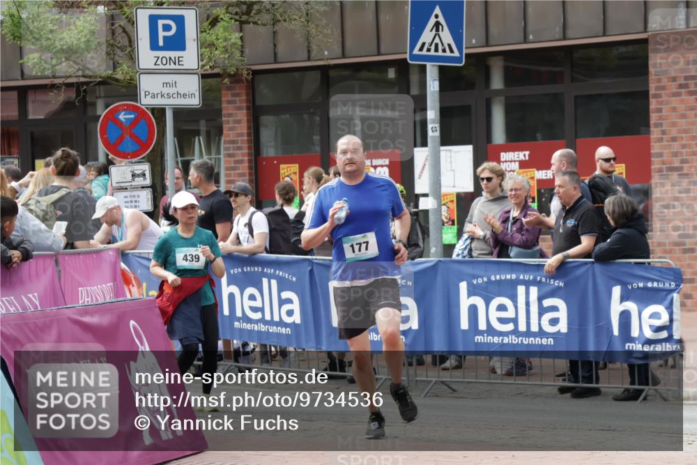 10.05.2026 - 8. Wedeler Halbmarathon Yannick Fuchs http://msf.ph/oto/9734536 10.05.2026 11:52:46 Ziel 177, 439 meine-sportfotos.de