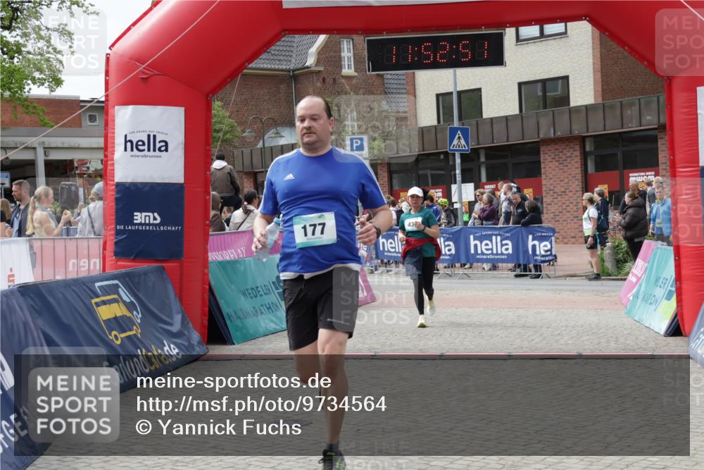 10.05.2026 - 8. Wedeler Halbmarathon Yannick Fuchs http://msf.ph/oto/9734564 10.05.2026 11:52:49 Ziel 177, 439 meine-sportfotos.de