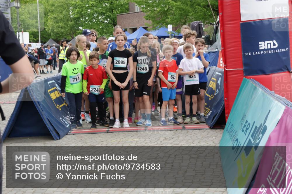 10.05.2026 - 8. Wedeler Halbmarathon Yannick Fuchs http://msf.ph/oto/9734583 10.05.2026 12:44:08 Ziel  meine-sportfotos.de