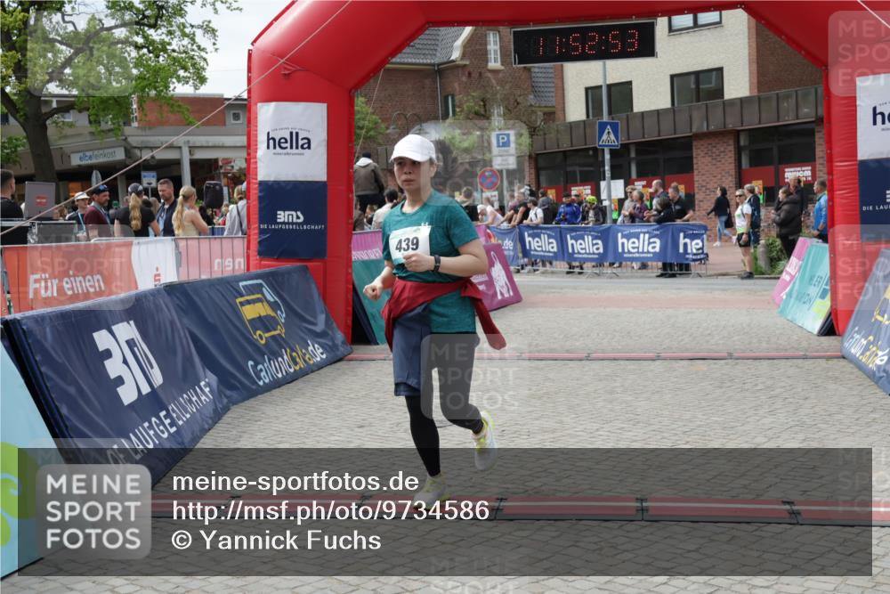 10.05.2026 - 8. Wedeler Halbmarathon Yannick Fuchs http://msf.ph/oto/9734586 10.05.2026 11:52:52 Ziel 177, 439 meine-sportfotos.de