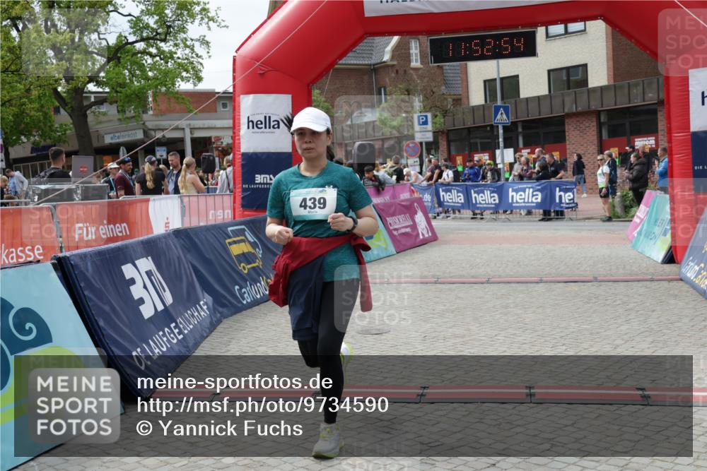 10.05.2026 - 8. Wedeler Halbmarathon Yannick Fuchs http://msf.ph/oto/9734590 10.05.2026 11:52:52 Ziel 177, 439 meine-sportfotos.de