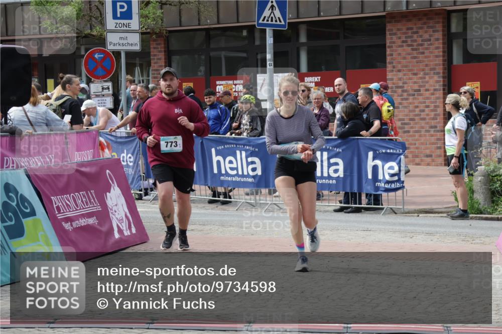 10.05.2026 - 8. Wedeler Halbmarathon Yannick Fuchs http://msf.ph/oto/9734598 10.05.2026 11:52:57 Ziel 123, 773 meine-sportfotos.de