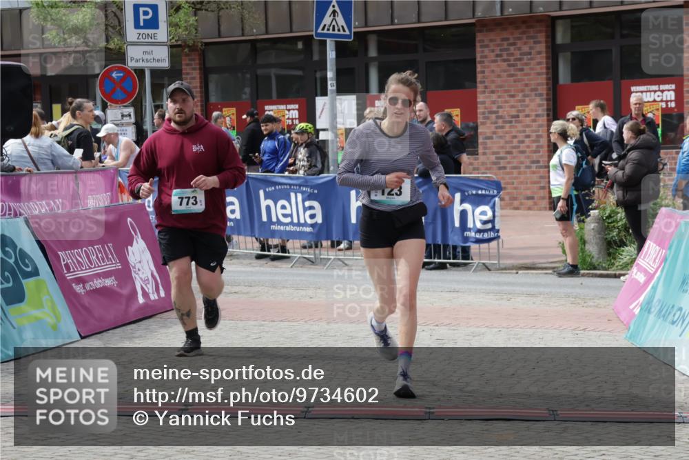 10.05.2026 - 8. Wedeler Halbmarathon Yannick Fuchs http://msf.ph/oto/9734602 10.05.2026 11:52:58 Ziel 123, 773 meine-sportfotos.de