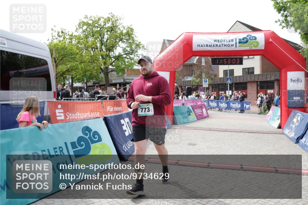10.05.2026 - 8. Wedeler Halbmarathon Yannick Fuchs http://msf.ph/oto/9734629 10.05.2026 11:53:01 Ziel 123, 773 meine-sportfotos.de
