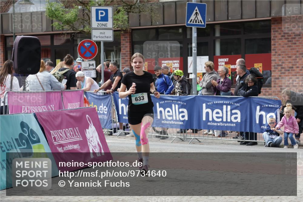 10.05.2026 - 8. Wedeler Halbmarathon Yannick Fuchs http://msf.ph/oto/9734640 10.05.2026 11:53:15 Ziel 633 meine-sportfotos.de