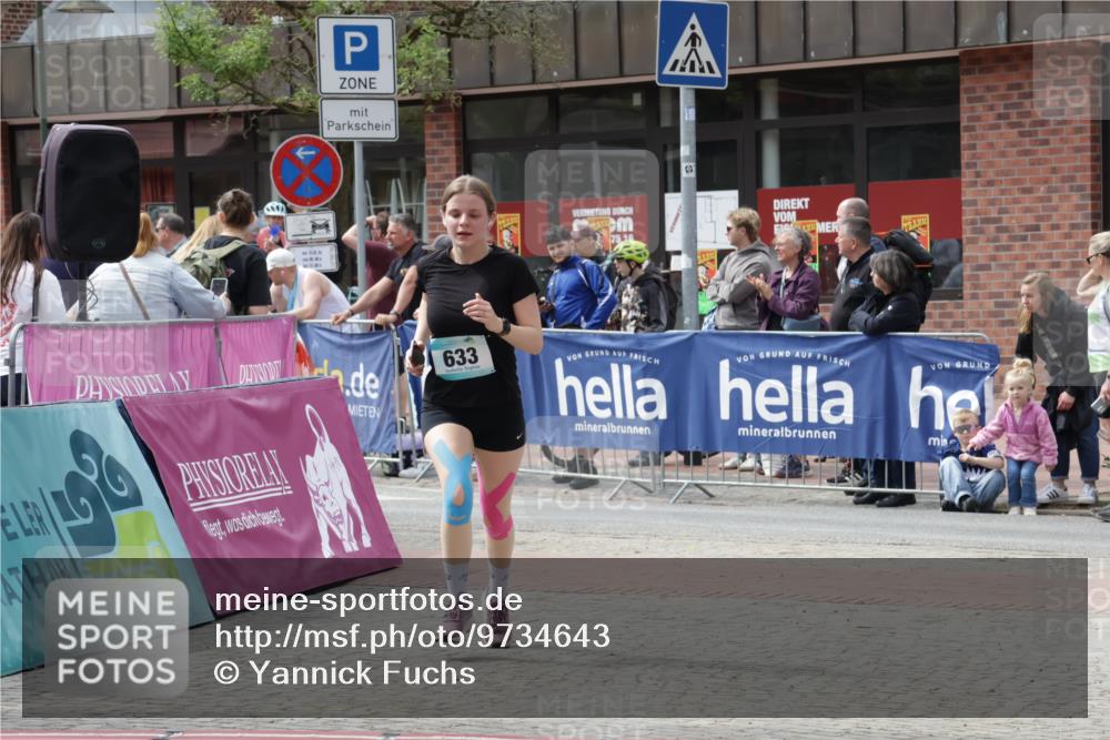 10.05.2026 - 8. Wedeler Halbmarathon Yannick Fuchs http://msf.ph/oto/9734643 10.05.2026 11:53:16 Ziel 633 meine-sportfotos.de