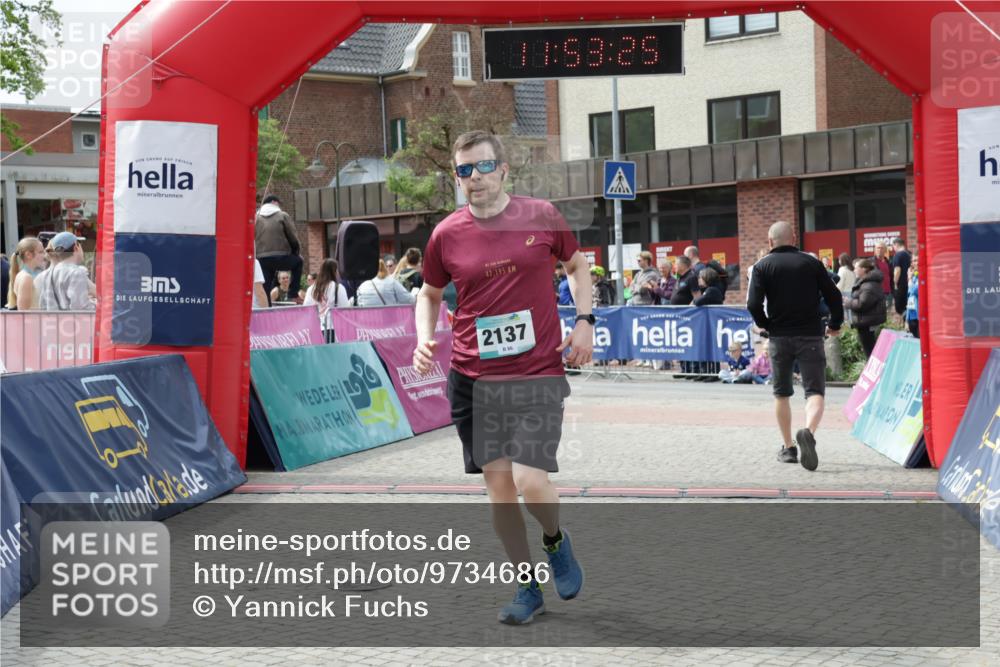 10.05.2026 - 8. Wedeler Halbmarathon Yannick Fuchs http://msf.ph/oto/9734686 10.05.2026 11:53:23 Ziel 140, 1031, 2137 meine-sportfotos.de