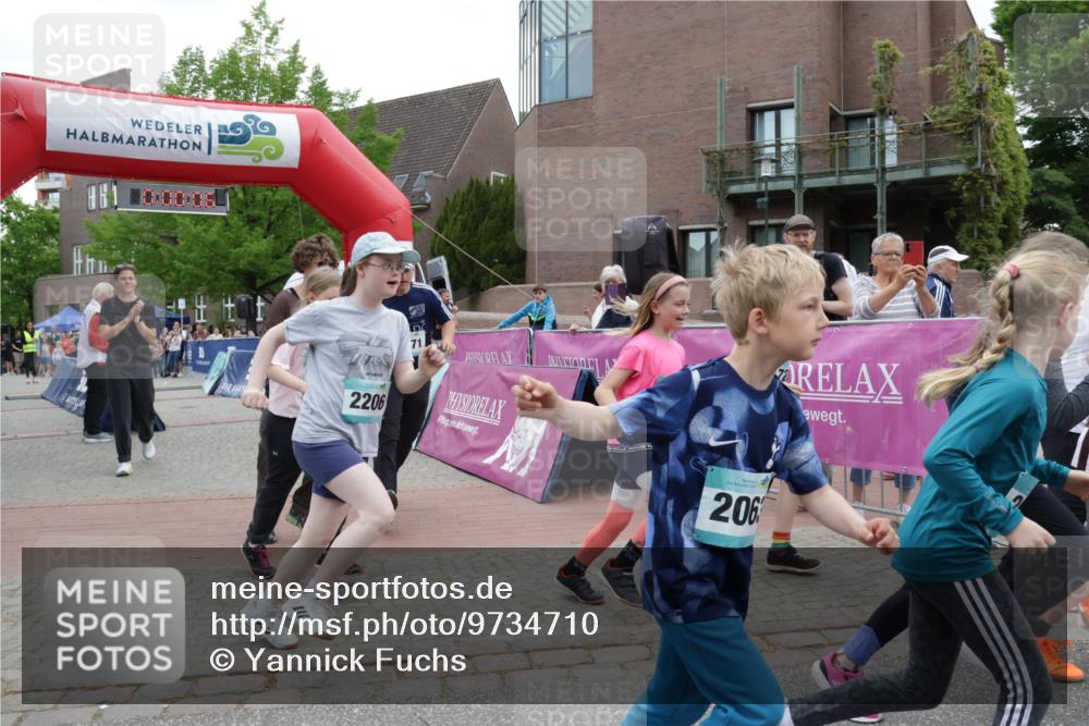 10.05.2026 - 8. Wedeler Halbmarathon Yannick Fuchs http://msf.ph/oto/9734710 10.05.2026 12:45:03 Ziel  meine-sportfotos.de