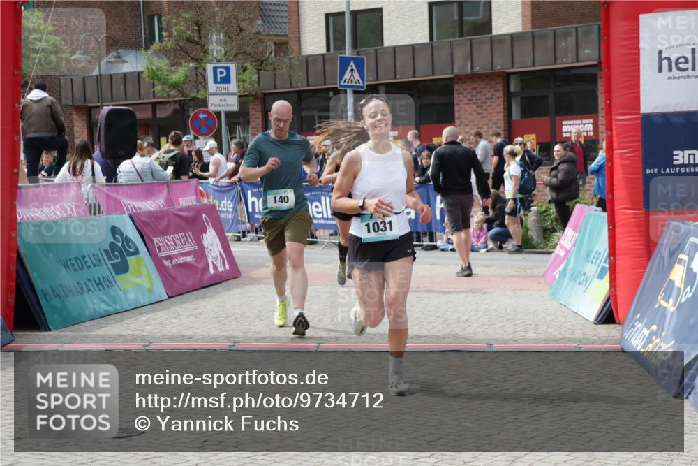 10.05.2026 - 8. Wedeler Halbmarathon Yannick Fuchs http://msf.ph/oto/9734712 10.05.2026 11:53:26 Ziel 23, 140, 1031, 2137 meine-sportfotos.de