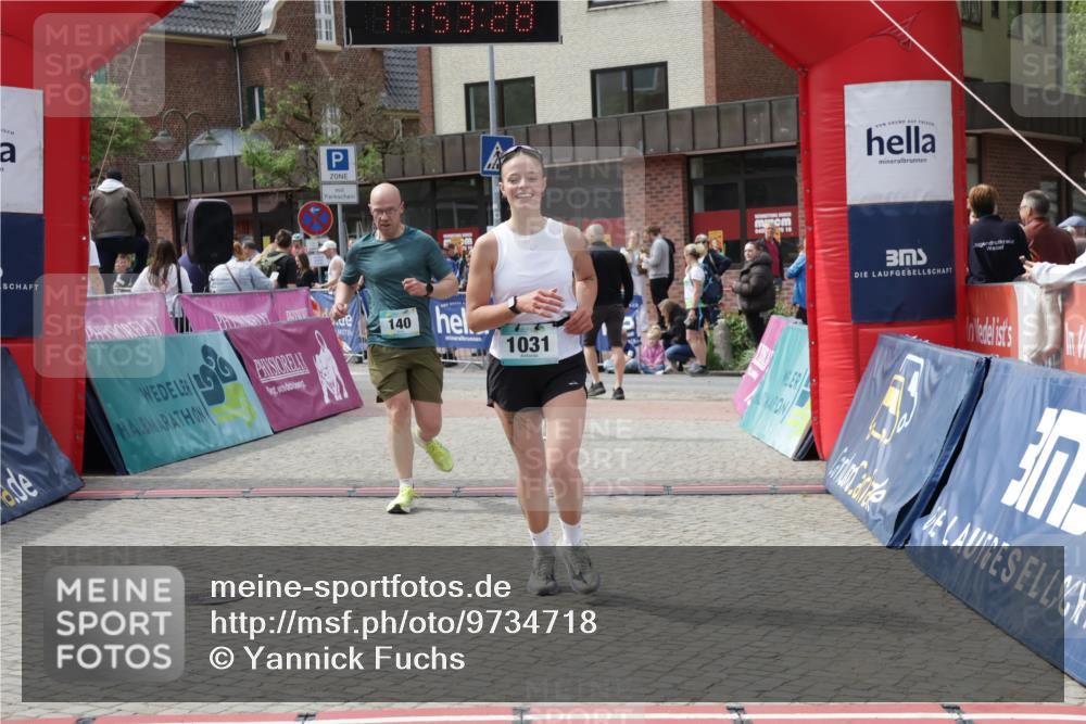 10.05.2026 - 8. Wedeler Halbmarathon Yannick Fuchs http://msf.ph/oto/9734718 10.05.2026 11:53:27 Ziel 23, 140, 1031, 2137 meine-sportfotos.de