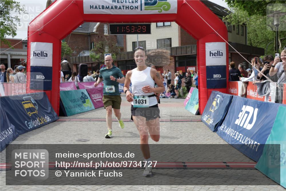 10.05.2026 - 8. Wedeler Halbmarathon Yannick Fuchs http://msf.ph/oto/9734727 10.05.2026 11:53:27 Ziel 23, 140, 1031, 2137 meine-sportfotos.de