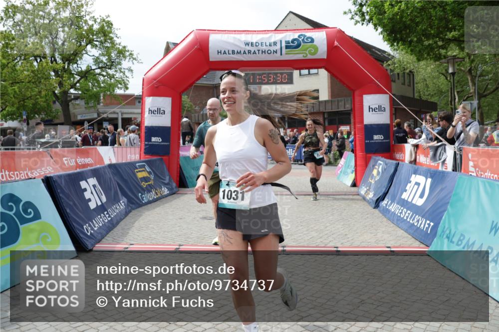 10.05.2026 - 8. Wedeler Halbmarathon Yannick Fuchs http://msf.ph/oto/9734737 10.05.2026 11:53:28 Ziel 23, 140, 1031, 2137 meine-sportfotos.de