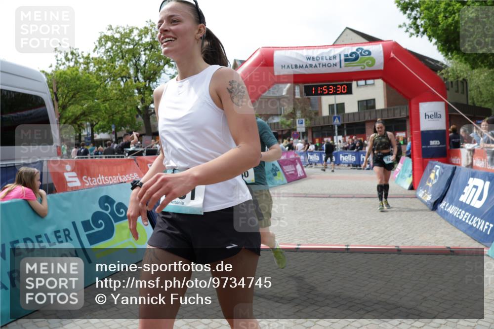 10.05.2026 - 8. Wedeler Halbmarathon Yannick Fuchs http://msf.ph/oto/9734745 10.05.2026 11:53:29 Ziel 23, 140, 1031 meine-sportfotos.de