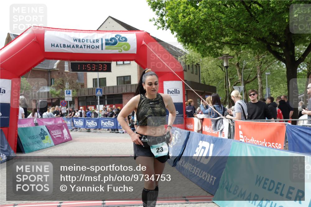 10.05.2026 - 8. Wedeler Halbmarathon Yannick Fuchs http://msf.ph/oto/9734753 10.05.2026 11:53:32 Ziel 23, 140 meine-sportfotos.de