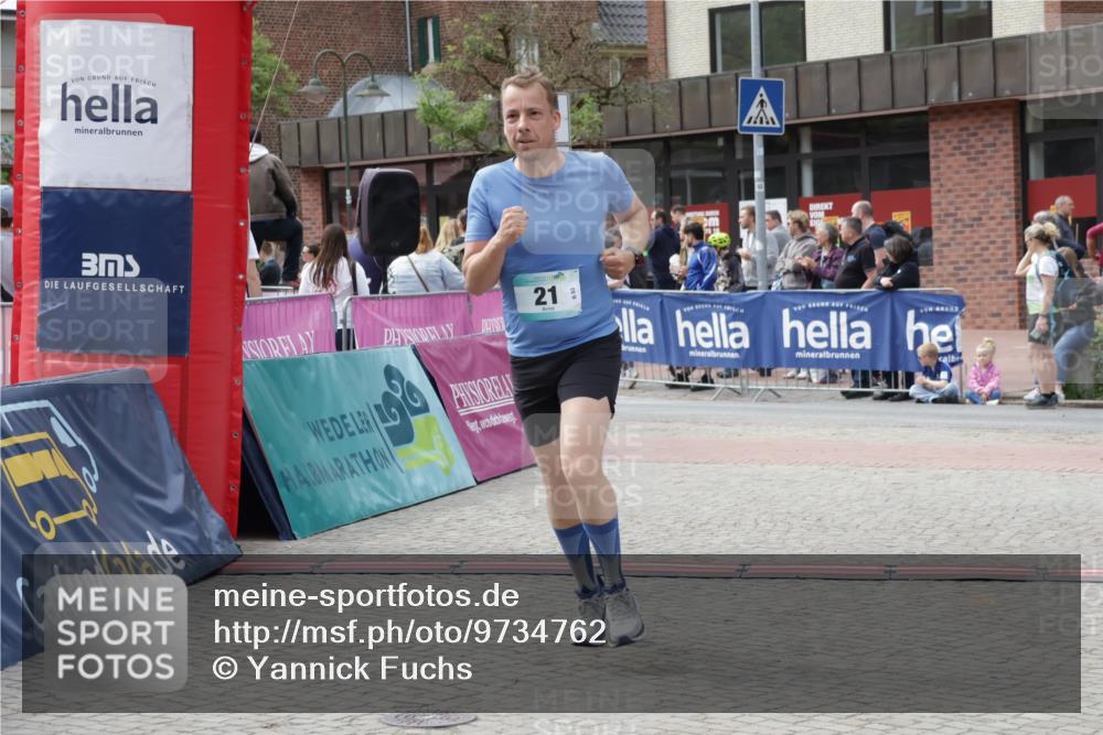10.05.2026 - 8. Wedeler Halbmarathon Yannick Fuchs http://msf.ph/oto/9734762 10.05.2026 11:53:46 Ziel 21 meine-sportfotos.de