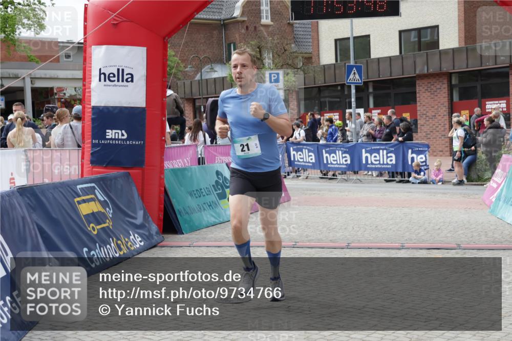 10.05.2026 - 8. Wedeler Halbmarathon Yannick Fuchs http://msf.ph/oto/9734766 10.05.2026 11:53:46 Ziel 21 meine-sportfotos.de