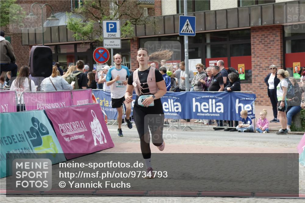 10.05.2026 - 8. Wedeler Halbmarathon Yannick Fuchs http://msf.ph/oto/9734793 10.05.2026 11:53:53 Ziel 303, 423 meine-sportfotos.de