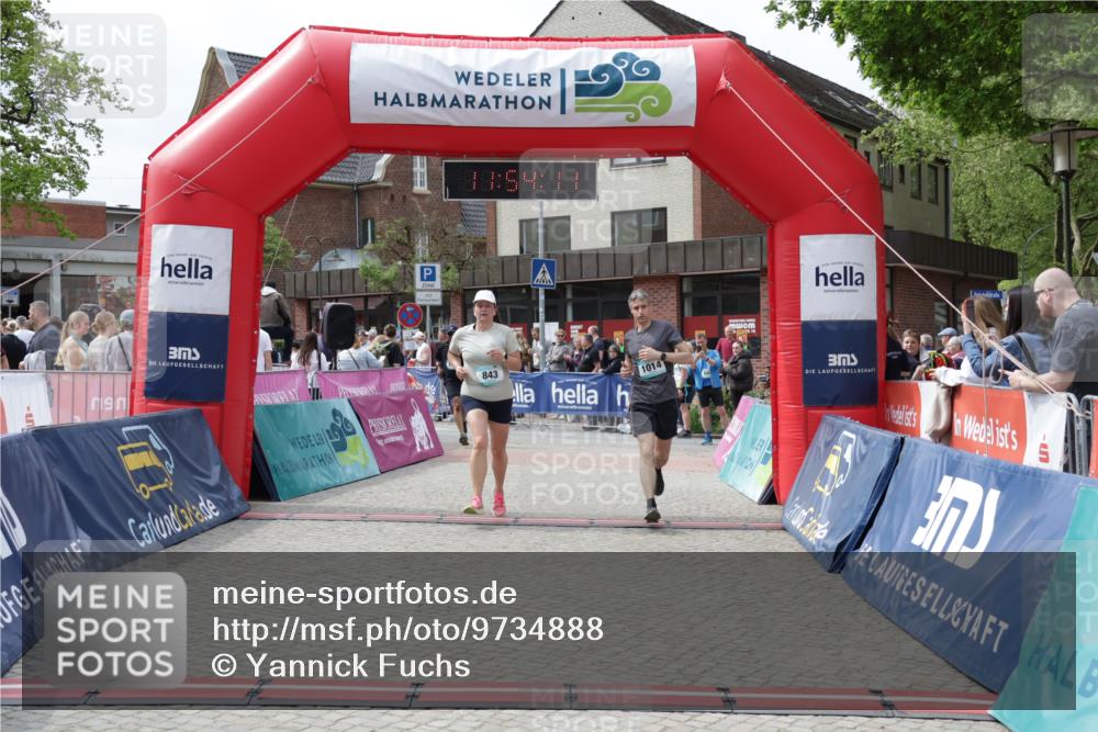 10.05.2026 - 8. Wedeler Halbmarathon Yannick Fuchs http://msf.ph/oto/9734888 10.05.2026 11:54:10 Ziel 843, 1014 meine-sportfotos.de