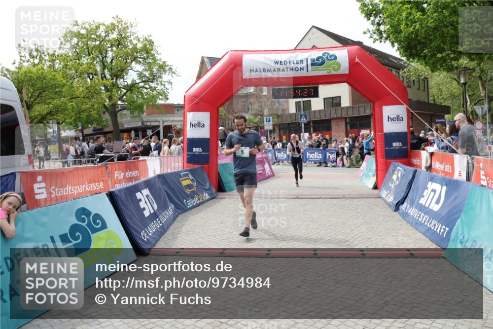 10.05.2026 - 8. Wedeler Halbmarathon Yannick Fuchs http://msf.ph/oto/9734984 10.05.2026 11:54:25 Ziel 5, 1030, 2020 meine-sportfotos.de