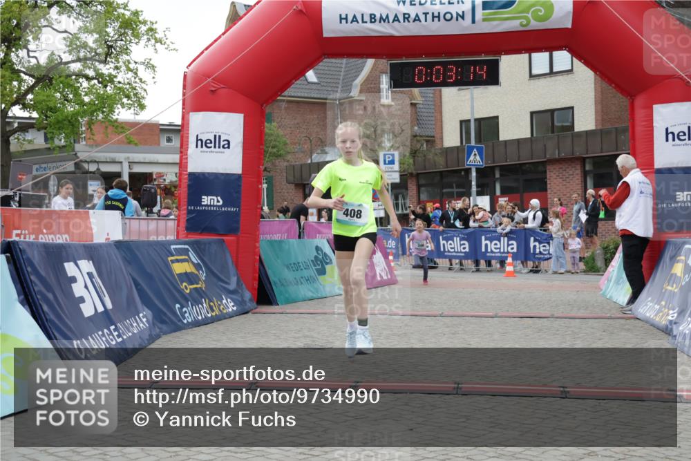 10.05.2026 - 8. Wedeler Halbmarathon Yannick Fuchs http://msf.ph/oto/9734990 10.05.2026 12:48:10 Ziel 346, 408, 795, 824, 2116 meine-sportfotos.de