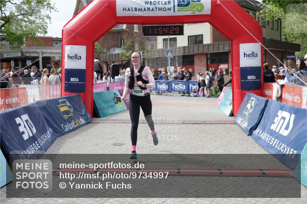 10.05.2026 - 8. Wedeler Halbmarathon Yannick Fuchs http://msf.ph/oto/9734997 10.05.2026 11:54:27 Ziel 5, 1030, 2020 meine-sportfotos.de