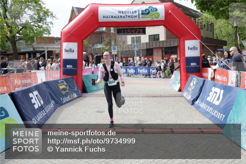 10.05.2026 - 8. Wedeler Halbmarathon Yannick Fuchs http://msf.ph/oto/9734999 10.05.2026 11:54:27 Ziel 5, 1030, 2020 meine-sportfotos.de