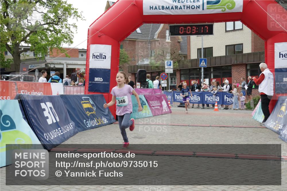 10.05.2026 - 8. Wedeler Halbmarathon Yannick Fuchs http://msf.ph/oto/9735015 10.05.2026 12:48:13 Ziel 346, 408, 714, 2013, 2116 meine-sportfotos.de