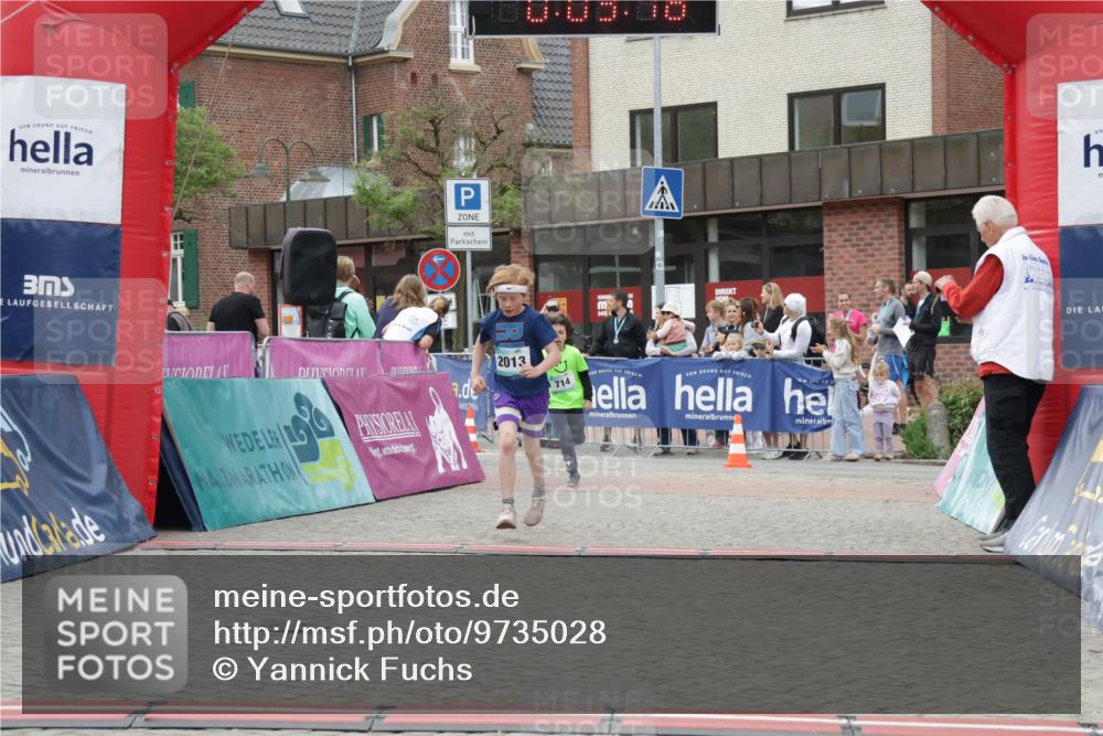 10.05.2026 - 8. Wedeler Halbmarathon Yannick Fuchs http://msf.ph/oto/9735028 10.05.2026 12:48:15 Ziel 346, 408, 714, 2013 meine-sportfotos.de