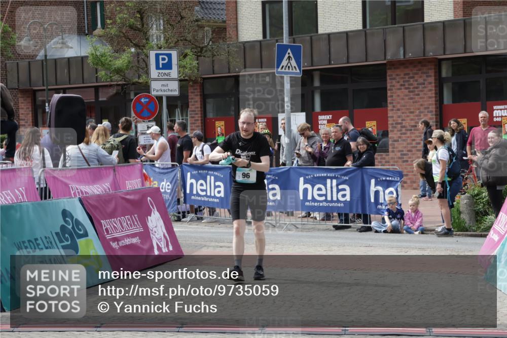 10.05.2026 - 8. Wedeler Halbmarathon Yannick Fuchs http://msf.ph/oto/9735059 10.05.2026 11:54:40 Ziel 96, 859 meine-sportfotos.de