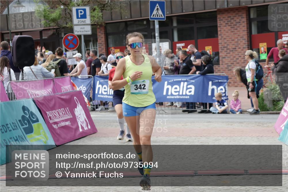 10.05.2026 - 8. Wedeler Halbmarathon Yannick Fuchs http://msf.ph/oto/9735094 10.05.2026 11:54:47 Ziel 96, 342, 2124 meine-sportfotos.de