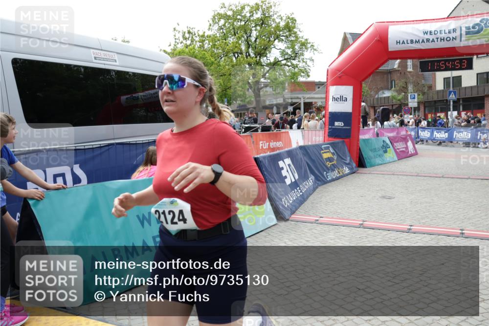 10.05.2026 - 8. Wedeler Halbmarathon Yannick Fuchs http://msf.ph/oto/9735130 10.05.2026 11:54:51 Ziel 342, 2124 meine-sportfotos.de