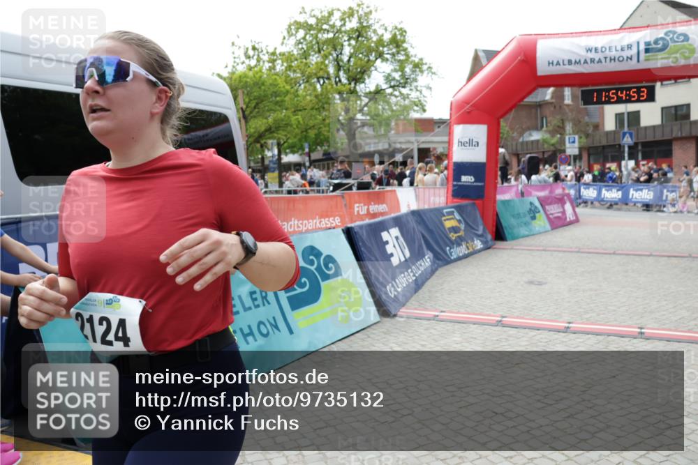 10.05.2026 - 8. Wedeler Halbmarathon Yannick Fuchs http://msf.ph/oto/9735132 10.05.2026 11:54:51 Ziel 342, 2124 meine-sportfotos.de