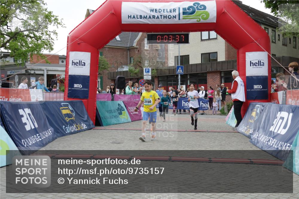 10.05.2026 - 8. Wedeler Halbmarathon Yannick Fuchs http://msf.ph/oto/9735157 10.05.2026 12:48:33 Ziel 197, 519, 728, 2054, 2063, 2066, 2150, 2170 meine-sportfotos.de