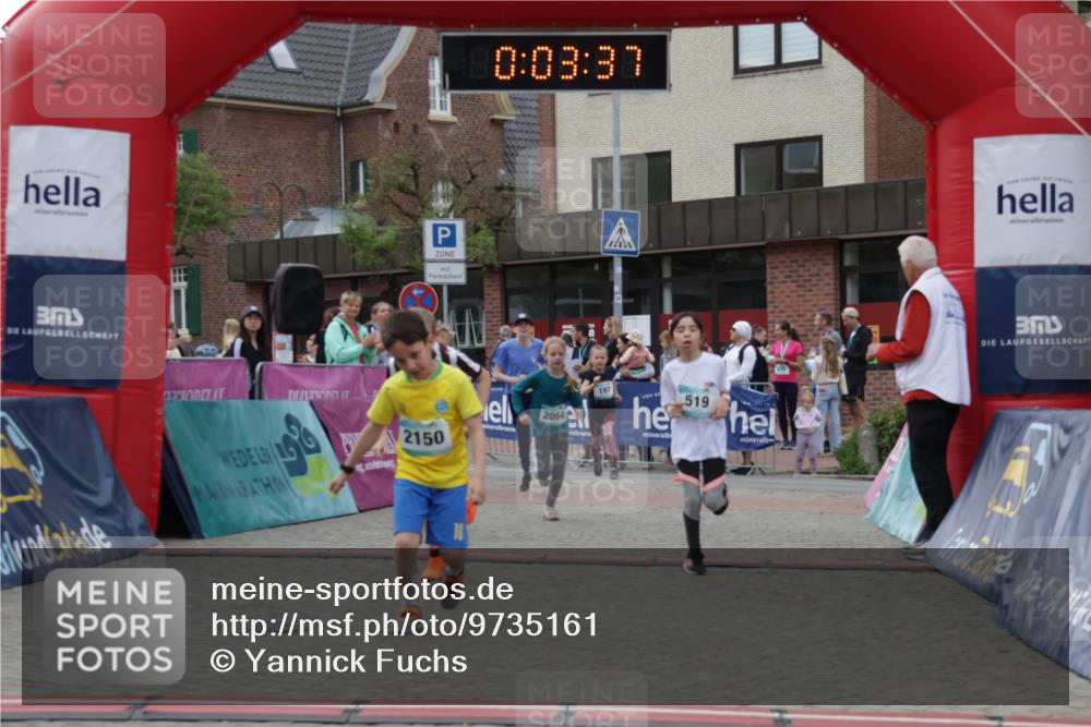10.05.2026 - 8. Wedeler Halbmarathon Yannick Fuchs http://msf.ph/oto/9735161 10.05.2026 12:48:34 Ziel 197, 519, 2054, 2063, 2066, 2150, 2170 meine-sportfotos.de