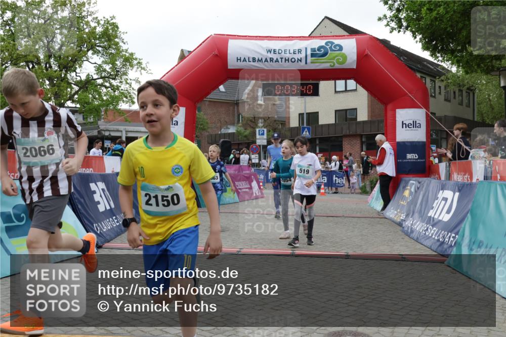10.05.2026 - 8. Wedeler Halbmarathon Yannick Fuchs http://msf.ph/oto/9735182 10.05.2026 12:48:36 Ziel 197, 519, 2054, 2063, 2066, 2110, 2150, 2170 meine-sportfotos.de