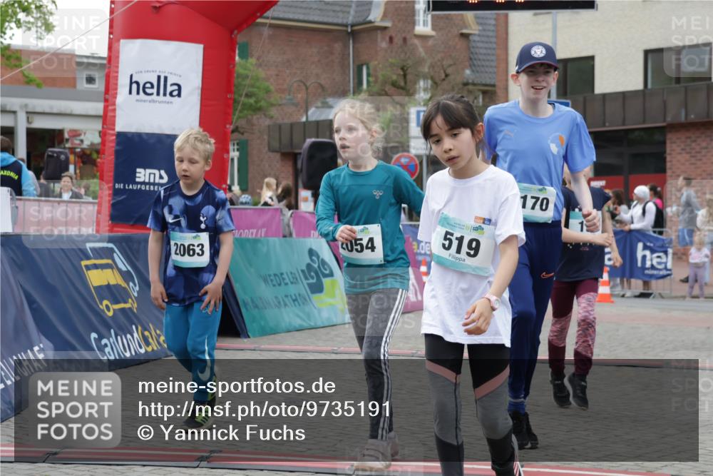 10.05.2026 - 8. Wedeler Halbmarathon Yannick Fuchs http://msf.ph/oto/9735191 10.05.2026 12:48:37 Ziel 197, 519, 2054, 2063, 2066, 2110, 2150, 2170 meine-sportfotos.de