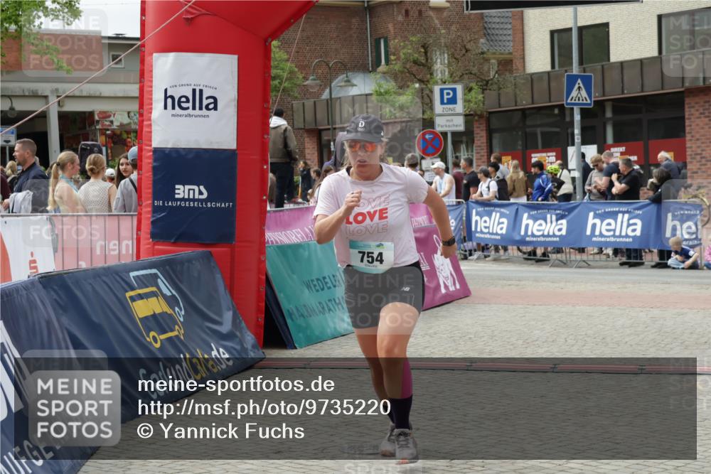 10.05.2026 - 8. Wedeler Halbmarathon Yannick Fuchs http://msf.ph/oto/9735220 10.05.2026 11:55:10 Ziel 754 meine-sportfotos.de