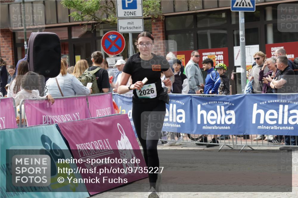 10.05.2026 - 8. Wedeler Halbmarathon Yannick Fuchs http://msf.ph/oto/9735227 10.05.2026 11:55:16 Ziel 2026 meine-sportfotos.de