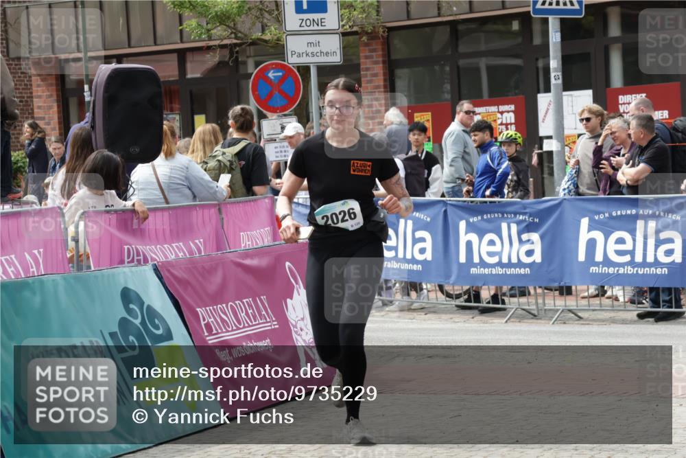 10.05.2026 - 8. Wedeler Halbmarathon Yannick Fuchs http://msf.ph/oto/9735229 10.05.2026 11:55:17 Ziel 2026 meine-sportfotos.de