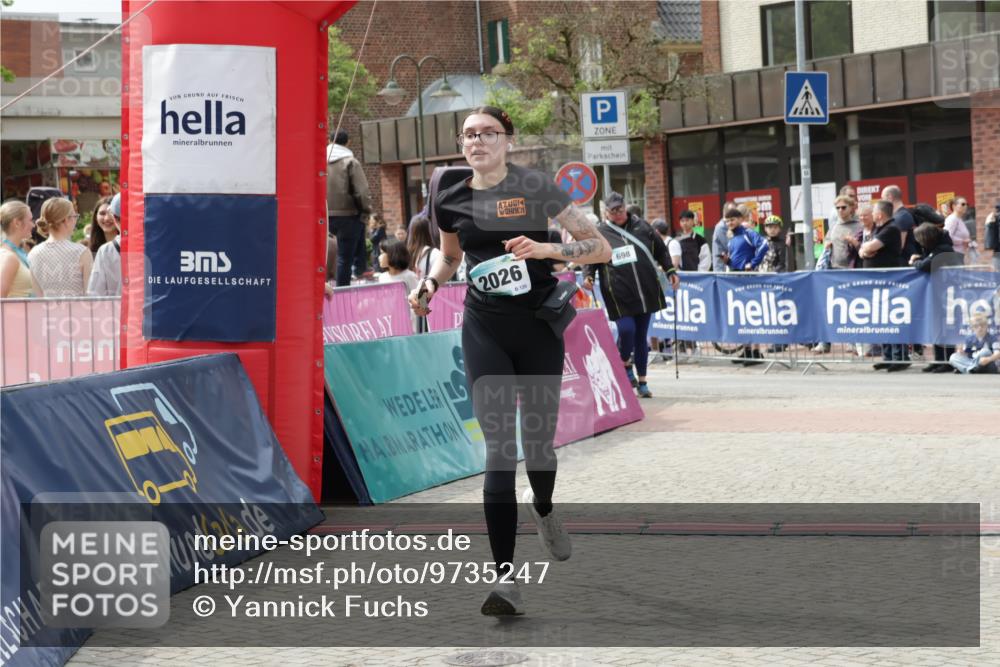 10.05.2026 - 8. Wedeler Halbmarathon Yannick Fuchs http://msf.ph/oto/9735247 10.05.2026 11:55:18 Ziel 2026 meine-sportfotos.de