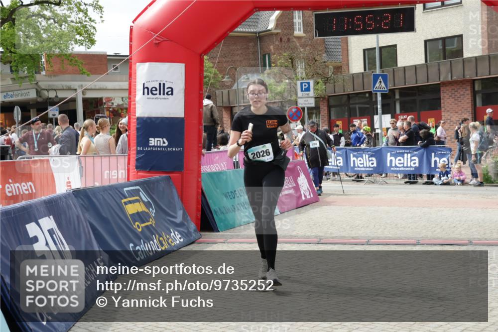 10.05.2026 - 8. Wedeler Halbmarathon Yannick Fuchs http://msf.ph/oto/9735252 10.05.2026 11:55:19 Ziel 2026 meine-sportfotos.de
