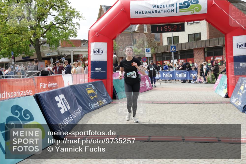 10.05.2026 - 8. Wedeler Halbmarathon Yannick Fuchs http://msf.ph/oto/9735257 10.05.2026 11:55:19 Ziel 2026 meine-sportfotos.de