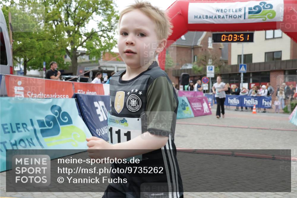 10.05.2026 - 8. Wedeler Halbmarathon Yannick Fuchs http://msf.ph/oto/9735262 10.05.2026 12:48:47 Ziel 148, 825, 909, 2111 meine-sportfotos.de
