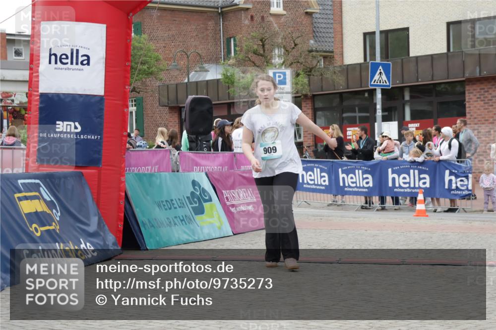 10.05.2026 - 8. Wedeler Halbmarathon Yannick Fuchs http://msf.ph/oto/9735273 10.05.2026 12:48:49 Ziel 825, 909, 2111 meine-sportfotos.de