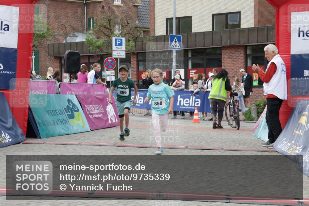 10.05.2026 - 8. Wedeler Halbmarathon Yannick Fuchs http://msf.ph/oto/9735339 10.05.2026 12:49:09 Ziel 850, 856 meine-sportfotos.de