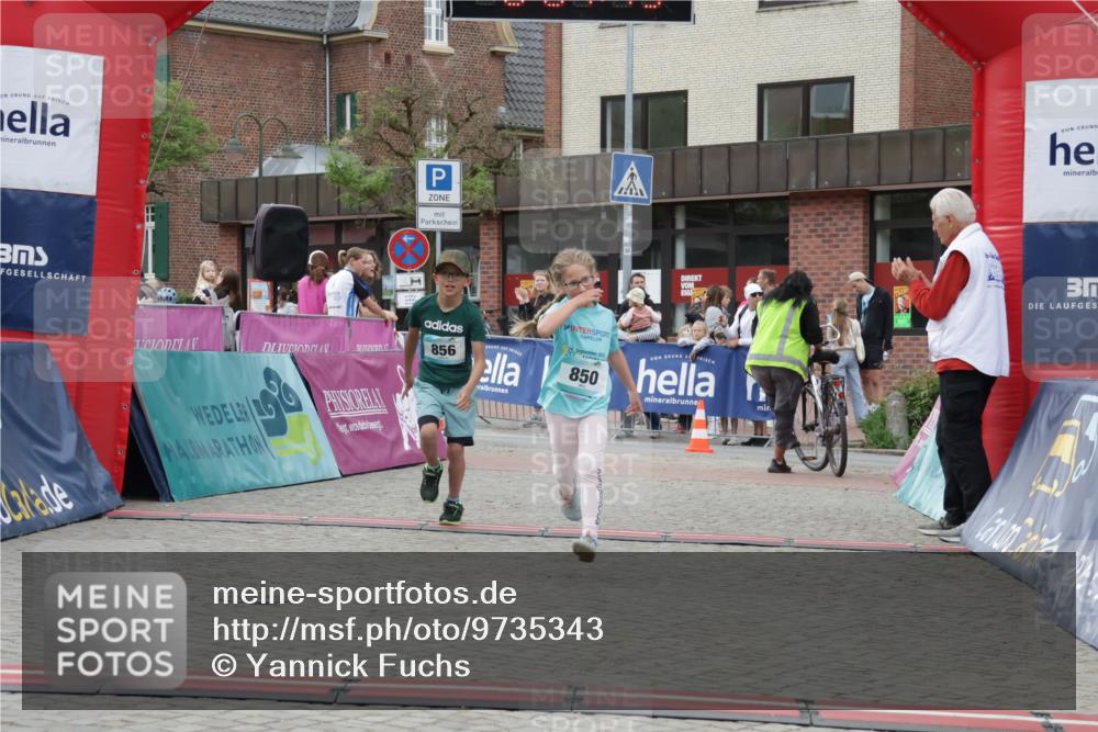 10.05.2026 - 8. Wedeler Halbmarathon Yannick Fuchs http://msf.ph/oto/9735343 10.05.2026 12:49:09 Ziel 850, 856 meine-sportfotos.de